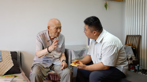 中玉束哈 “90”后告诉90后：什么是家国