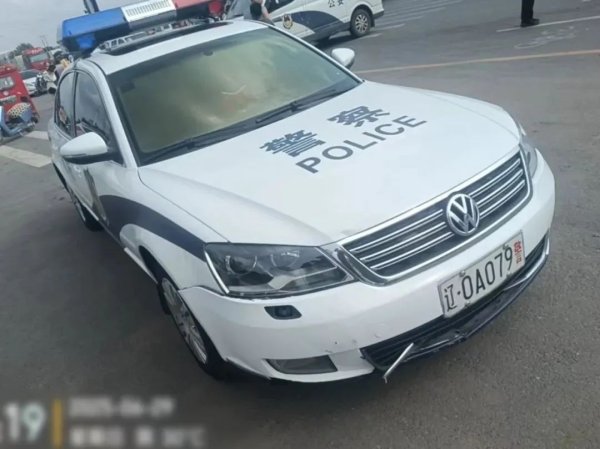 明福今投 “辽OA079警”发生交通事故，司机被采取刑事强制措施！